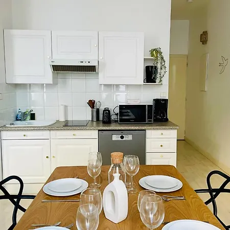 Le Saint Nicolas, Hypercentre, Lr123 *